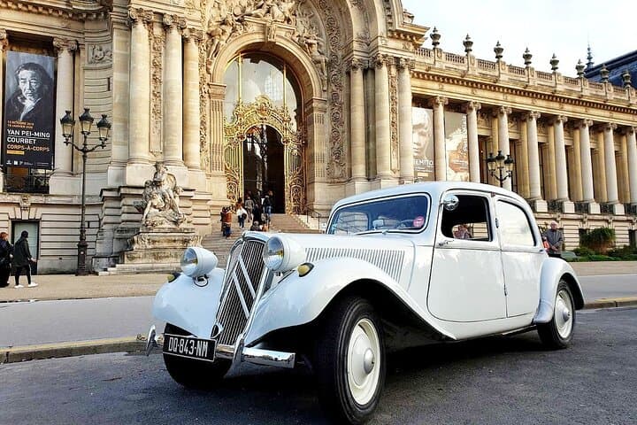 Paris Night Tour by Vintage Car with Wine Tasting photo 3