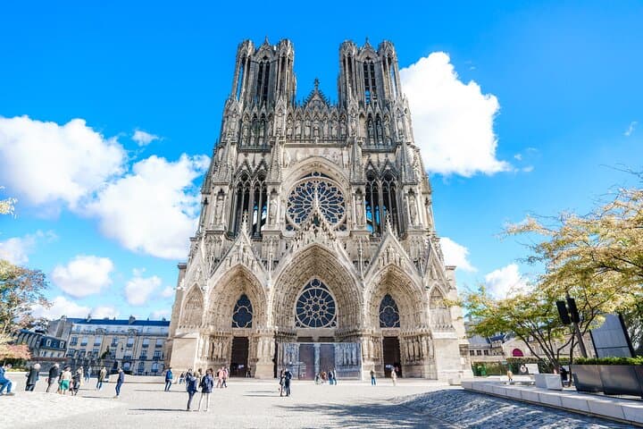 Unesco Champagne Experience from Reims: Private Full-Day Champagne Tour