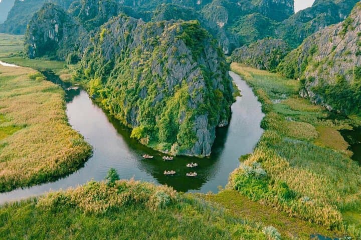 Trang An Grottoes, Hoa Lu & Mua Cave — 1-Day Ninh Binh Tour from Hanoi photo 3