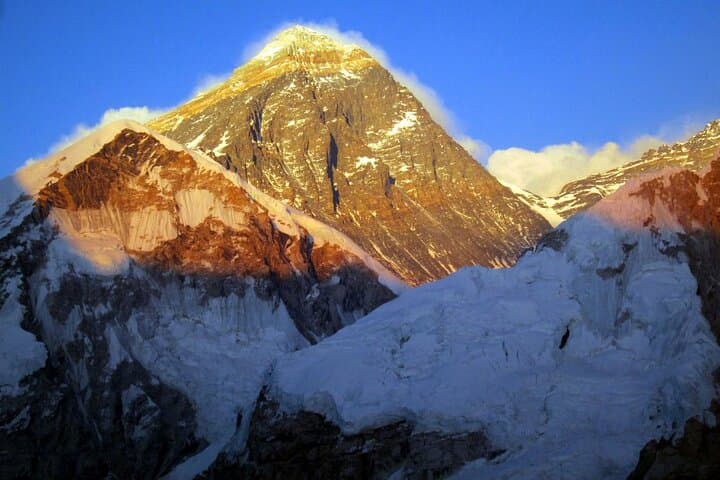Helicopter Flight from Kathmandu to Lukla — Scenic Rapid Transfer to the Everest Gateway photo 3