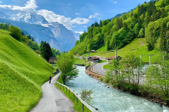 Full-Day Private Jungfrau Tour from Basel: Lauterbrunnen, Mürren & Grindelwald photo 3