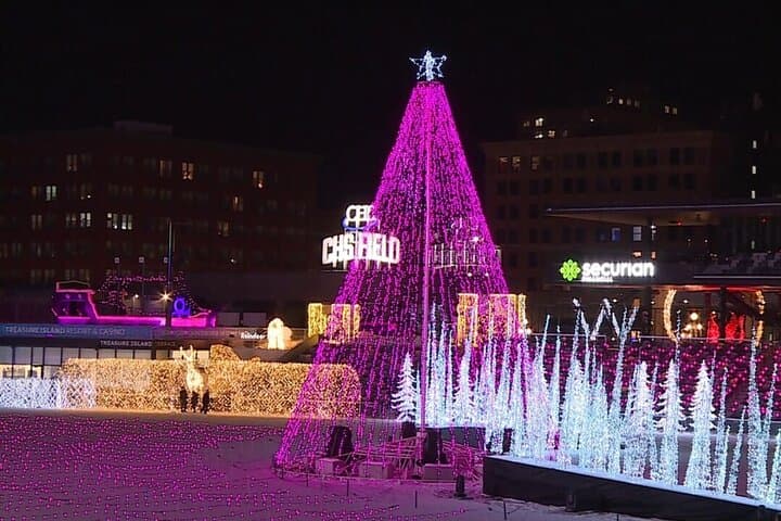 Minneapolis Christmas Walking Tour: Private City Lights, History & Holiday Traditions