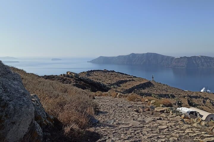 Santorini Caldera Trail Guided Hike — Fira to Oia Rim Walk photo 6