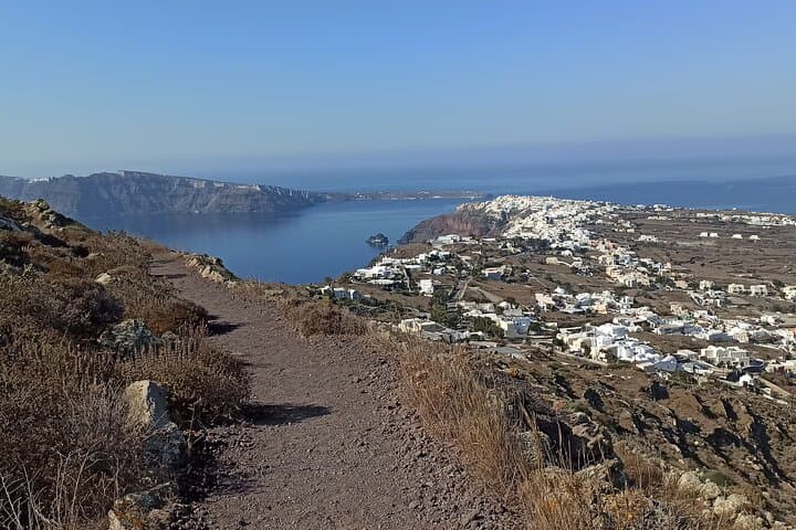 Santorini Caldera Trail Guided Hike — Fira to Oia Rim Walk photo 4