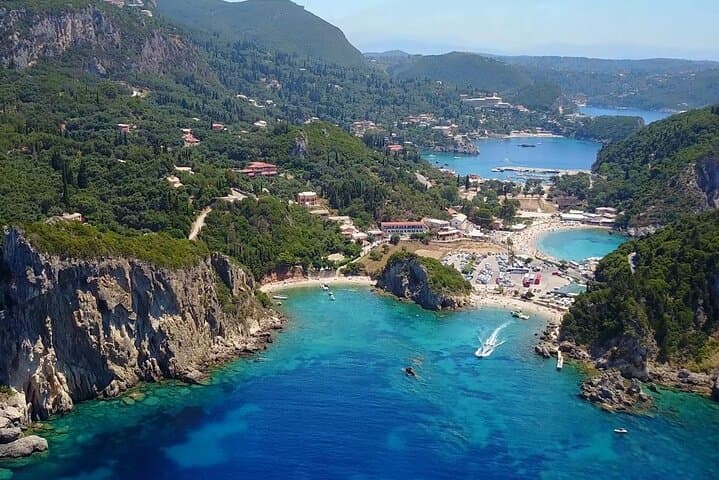 Achillion to Paleokastritsa: Corfu Half-Day Private Tour of Palaces, Monastery & Sea Views