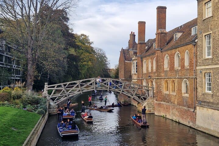 Tangential Cambridge Private Walking Tour — Historic Colleges, River Cam & City Stories photo 6