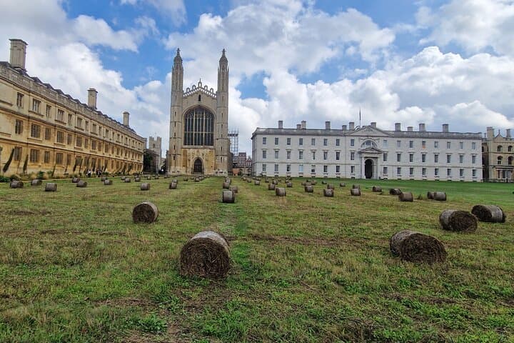 Tangential Cambridge Private Walking Tour — Historic Colleges, River Cam & City Stories photo 5
