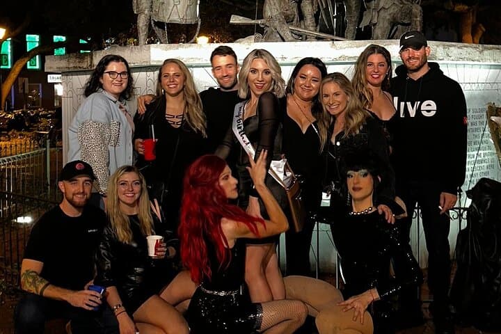 Savannah Yes, Queen! Drag Queen Pub Crawl — Downtown Drag Night in City Market photo 2