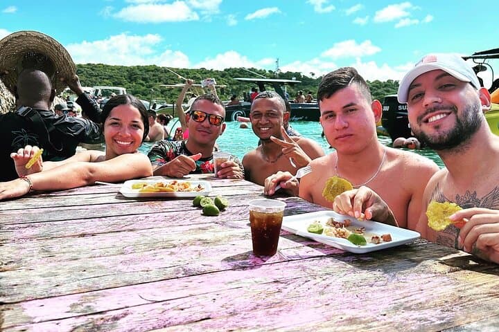 Private Boat Tour to the Rosario Islands from Cartagena — Snorkel Coral Reefs & Isla Cholon photo 3