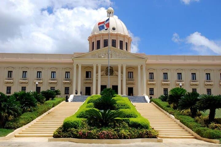 Santo Domingo Full-Day Tour from Punta Cana: Colonial Zone, Three Eyes & Lunch photo 3