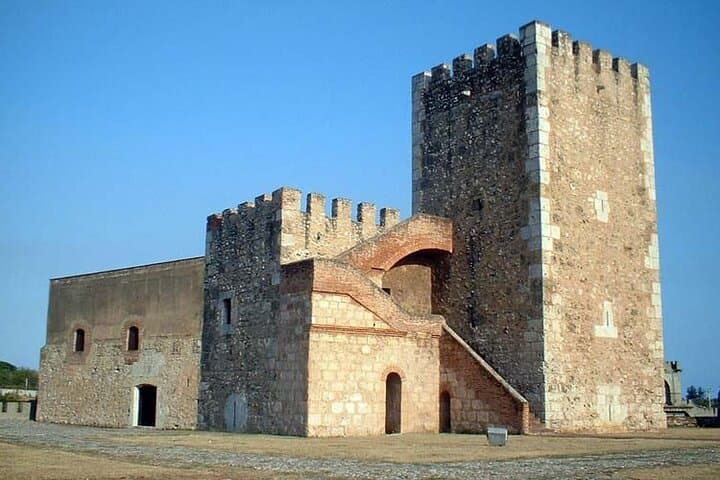 Santo Domingo Full-Day Tour from Punta Cana: Colonial Zone, Three Eyes & Lunch photo 4