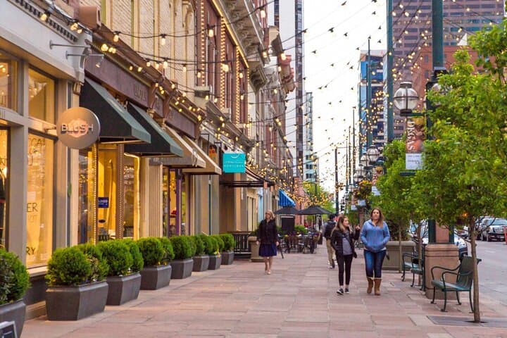 Romantic Denver Walking Tour: Larimer Square to the D&F Tower photo 3