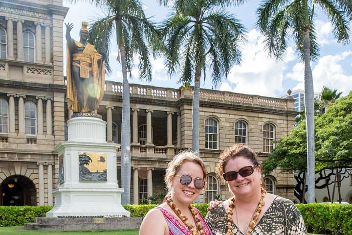 Semi-Private Honolulu Historical Tour: Iolani Palace, Bishop Museum & Diamond Head Views photo 2
