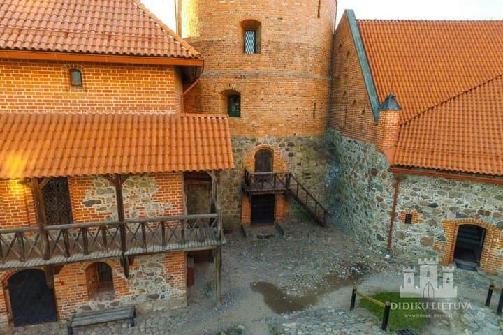 Klaipėda to Vilnius via Trakai Castle: Private Transfer with Trakai Stopover photo 6