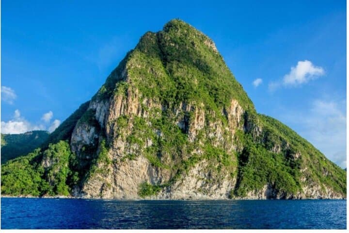 St. Lucia Land and Sea Excursion: Pitons, Sulphur Springs & Sugar Beach photo 3