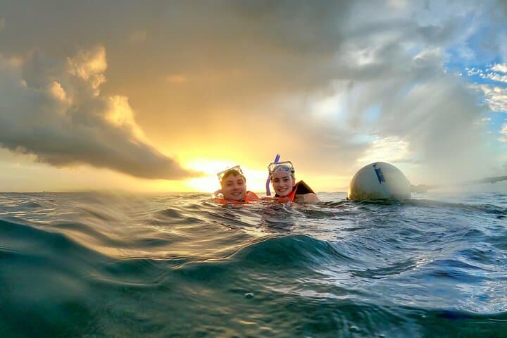 Private Sunset Boat Trip to Isla Mujeres from Cancún photo 3