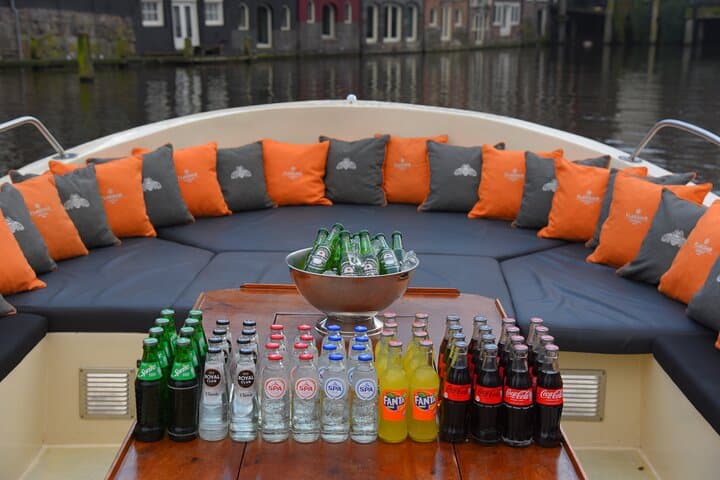 Private Amsterdam Canal Cruise with Burgers & Beers photo 2