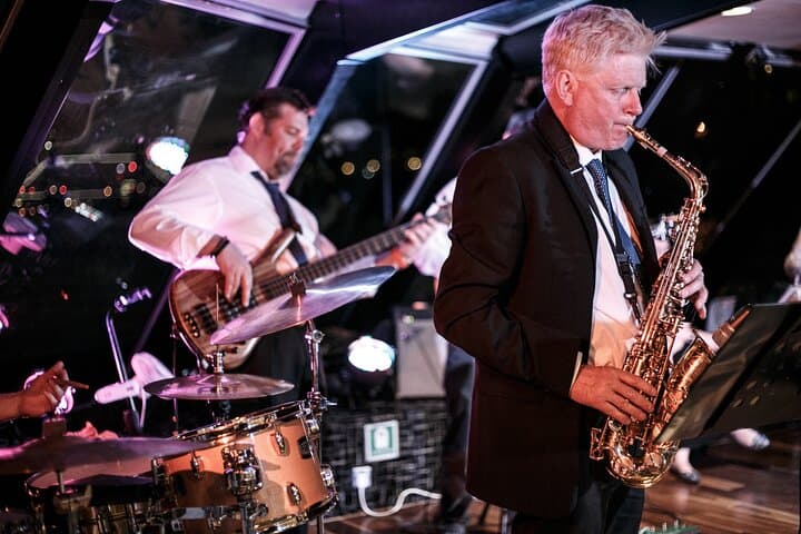 Dinner and Jazz Cruise on the River Thames — Evening Jazz & Sightseeing photo 4