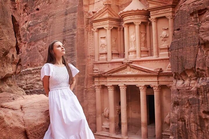 Petra and Wadi Rum: 3-Day Private Tour from Amman — Petra, Siq & Desert Camp