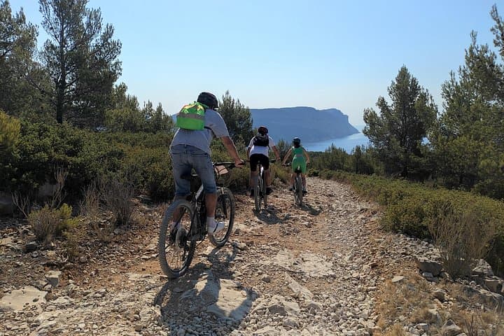 Cassis Two Calanques E‑MTB Tour — Electric Mountain Bike Ride in Calanques National Park photo 3