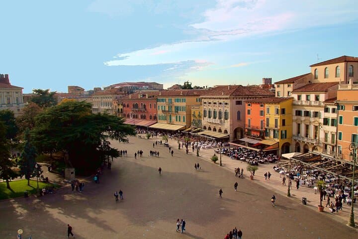 Private Transfer Milan to Verona with 2-Hour Stop in Bergamo — Day Trip Guide photo 6