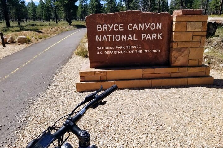 Bryce Canyon E-Bike Tour: Guided Ride to Inspiration Point & Fairyland photo 1