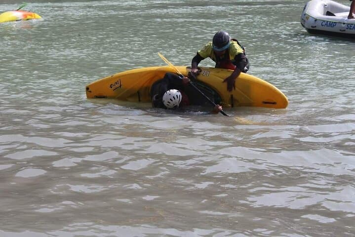 Rishikesh Kayak Lessons and Whitewater Ducky Trips on the Ganges