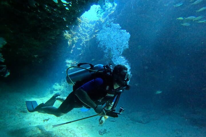 Private Two-Tank Scuba in San Andrés — 4-Hour Guided Dive Experience photo 4