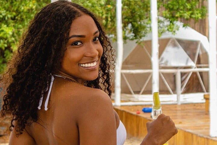 Playa Blanca Day Trip from Cartagena: 7-Hour Semi-Private Beach Club Experience
