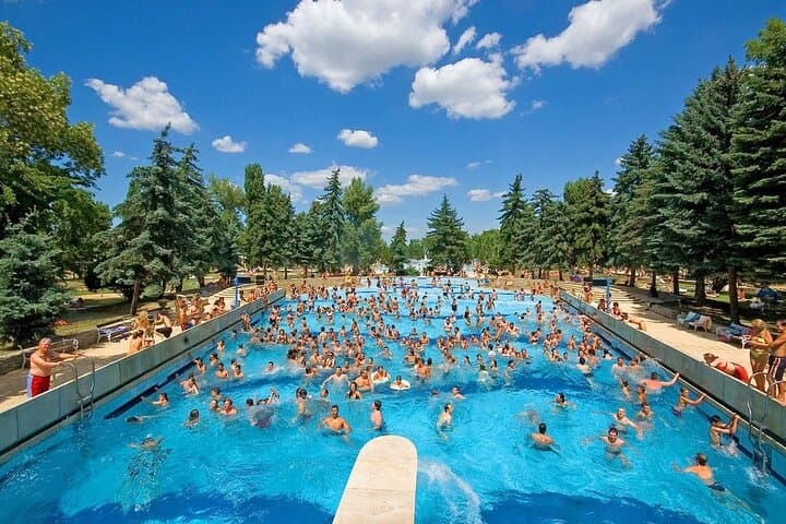 Palatinus Bath Budapest: Full-Day Thermal Pools & Family Fun on Margaret Island