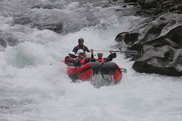 Adrenaline Rafting on the Lima River: 3-Hour Bagni di Lucca Adventure