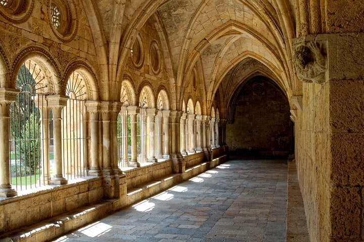 Private Transfer Barcelona to Tarragona with 2-Hour Stop in Castelldefels photo 2