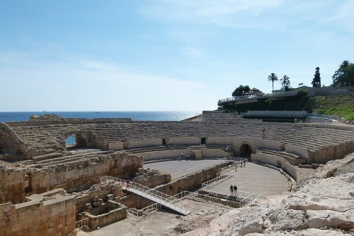 Private Transfer Barcelona to Tarragona with 2-Hour Stop in Castelldefels photo 4
