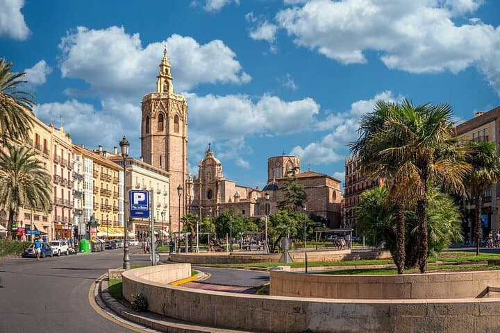 Barcelona-to-Valencia Private Transfer with 2-Hour Stop in Tarragona photo 6