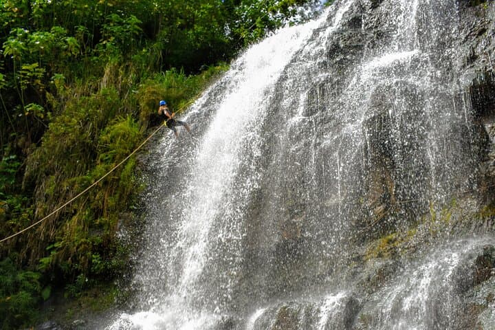 Waterfall Rappel on Kauai: Small-Group Hule‘ia Gorge Descent photo 2