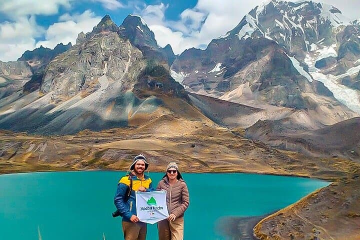 Full-Day Ausangate 7 Lakes Tour: High-Altitude Lagoons & Pacchanta Hot Springs photo 3