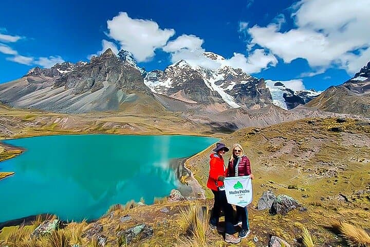 Full-Day Ausangate 7 Lakes Tour: High-Altitude Lagoons & Pacchanta Hot Springs photo 4