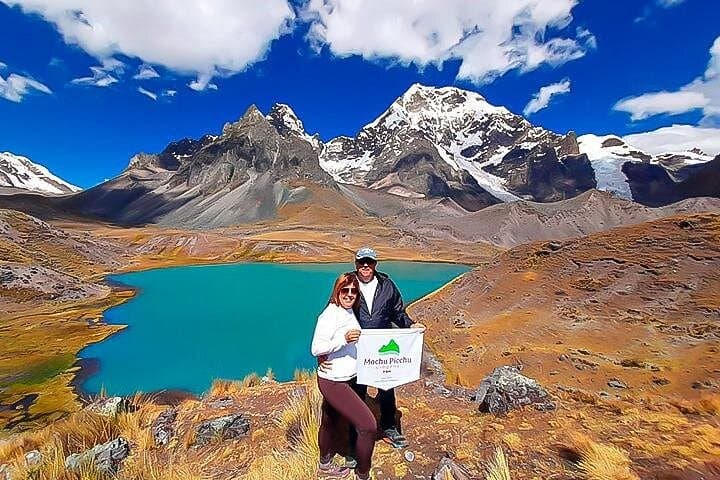 Full-Day Ausangate 7 Lakes Tour: High-Altitude Lagoons & Pacchanta Hot Springs photo 1