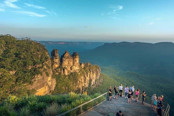 Blue Mountains Late-Start Wilderness & Wildlife Private Tour — Sunset Three Sisters & Koala VIP