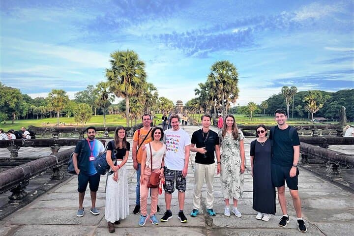 Angkor Sunrise Small-Group Tour: Angkor Wat, Ta Prohm & Bayon in One Day photo 4