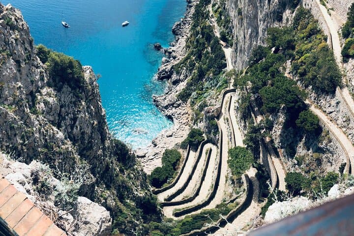 Capri Walking Tour: Piazzetta, Anacapri & Monte Solaro with a Local Guide photo 3
