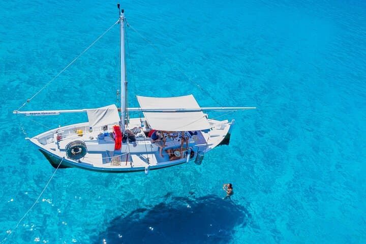 Carloforte Boat Tour: Snorkelling, Caves & Aperitif Around San Pietro photo 2