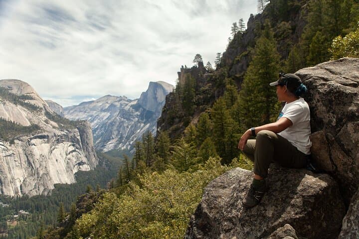 Yosemite High Country & Mariposa Grove Full-Day Small-Group Hike from Oakhurst