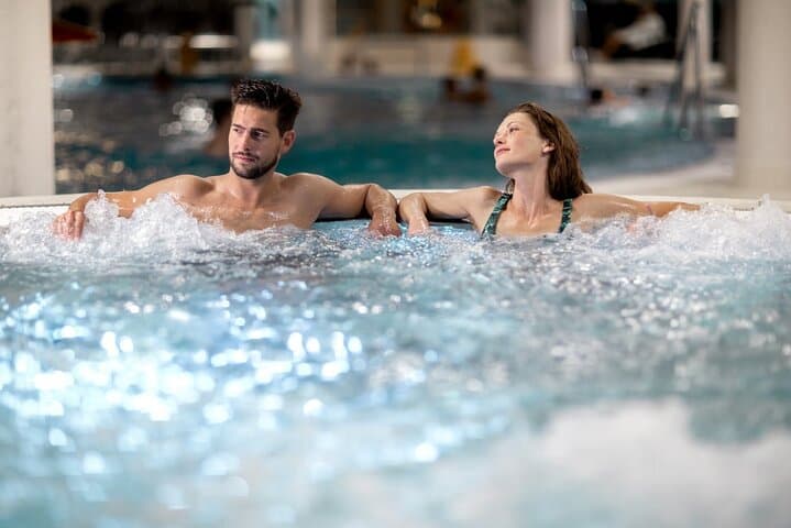 Private Day Trip to Termy Bukovina: Thermal Baths from Krakow