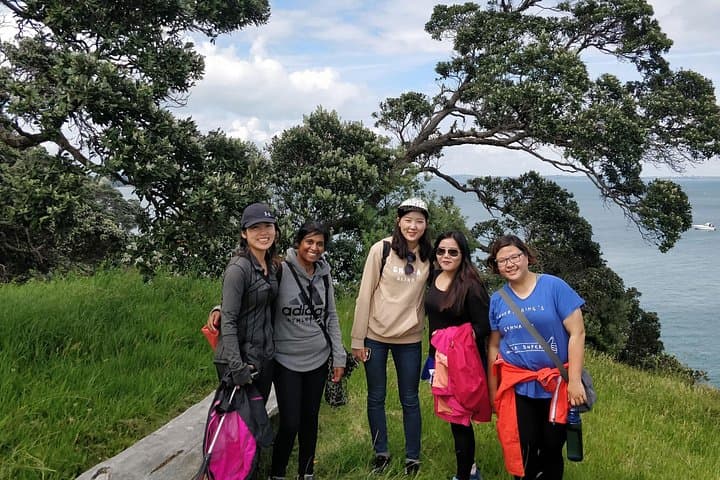 Private Personalised Waiheke Island Tour: Wine, Bush Walks & Local Art photo 2