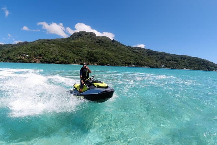 Moorea 3‑Hour Jet Ski Adventure — Swim with Rays, Sharks & Seasonal Whales photo 4