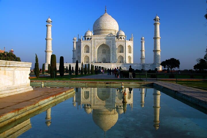 Same-Day Taj Mahal & Agra Tour from Mumbai with Return Flights photo 6