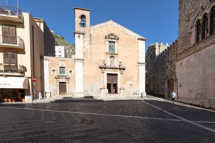 Private Day Tour: Mount Etna & Taormina from Palermo photo 6