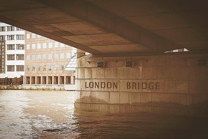 London Eye to London Bridge: A 1–2 Hour River Walk Through London’s Living History photo 3