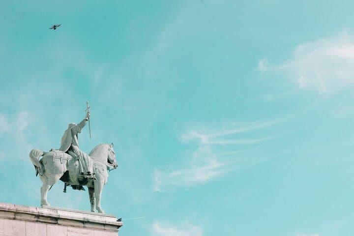 Photogenic Paris: 90-Minute Local Photo Walking Tour photo 6